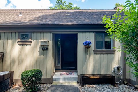 A home in Southbury