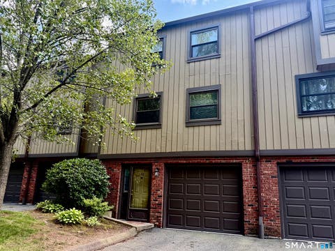 Photo of 44 Mattabasset Drive #44, Meriden, CT 06450 (MLS # 24200871)