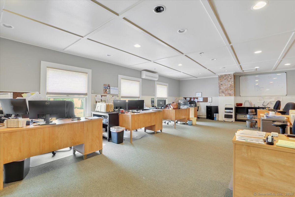 Columbia, Connecticut 06237, United States, ,Residential,Active,143709