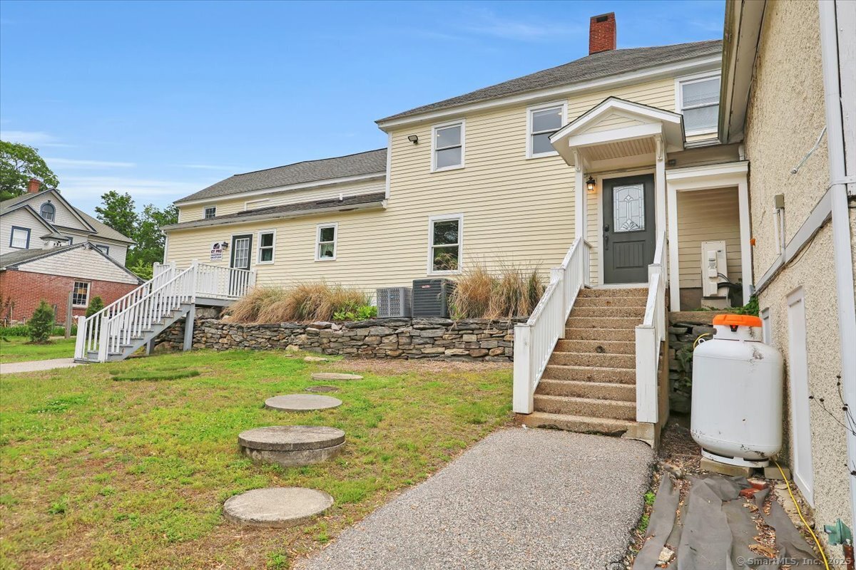 Columbia, Connecticut 06237, United States, ,Residential,Active,143709