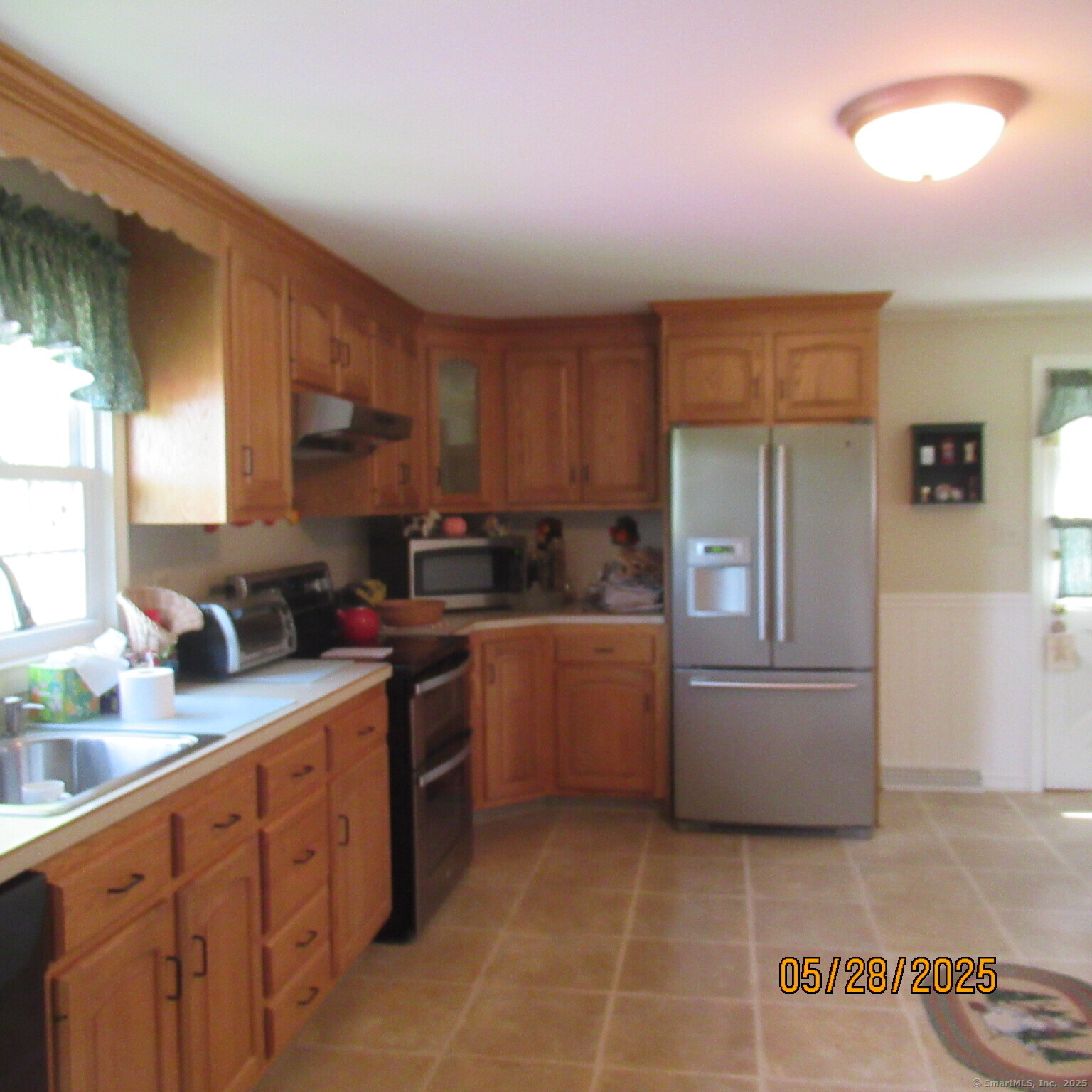 89 Emily Lane, Bristol, Connecticut image 8