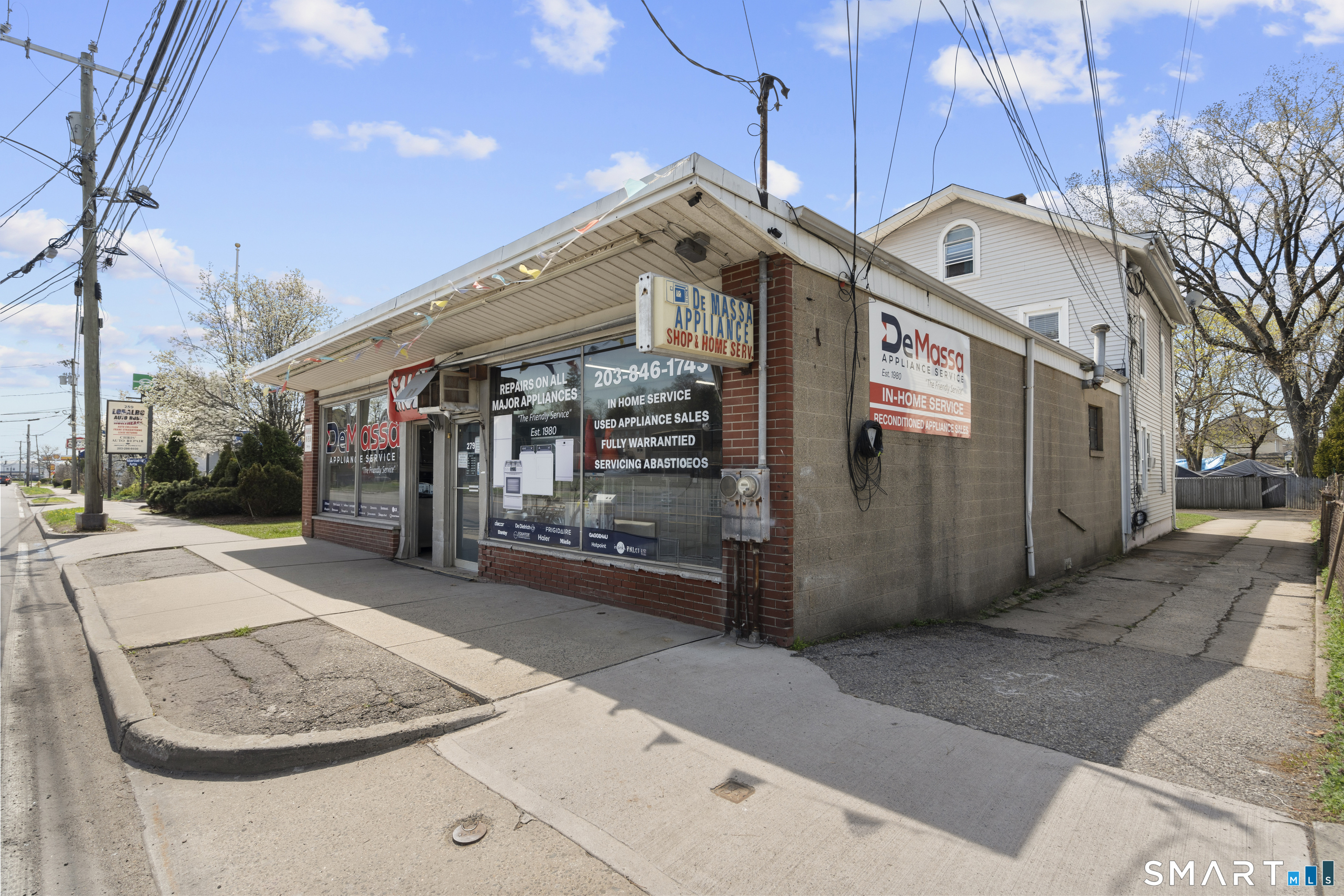 263 Main Avenue