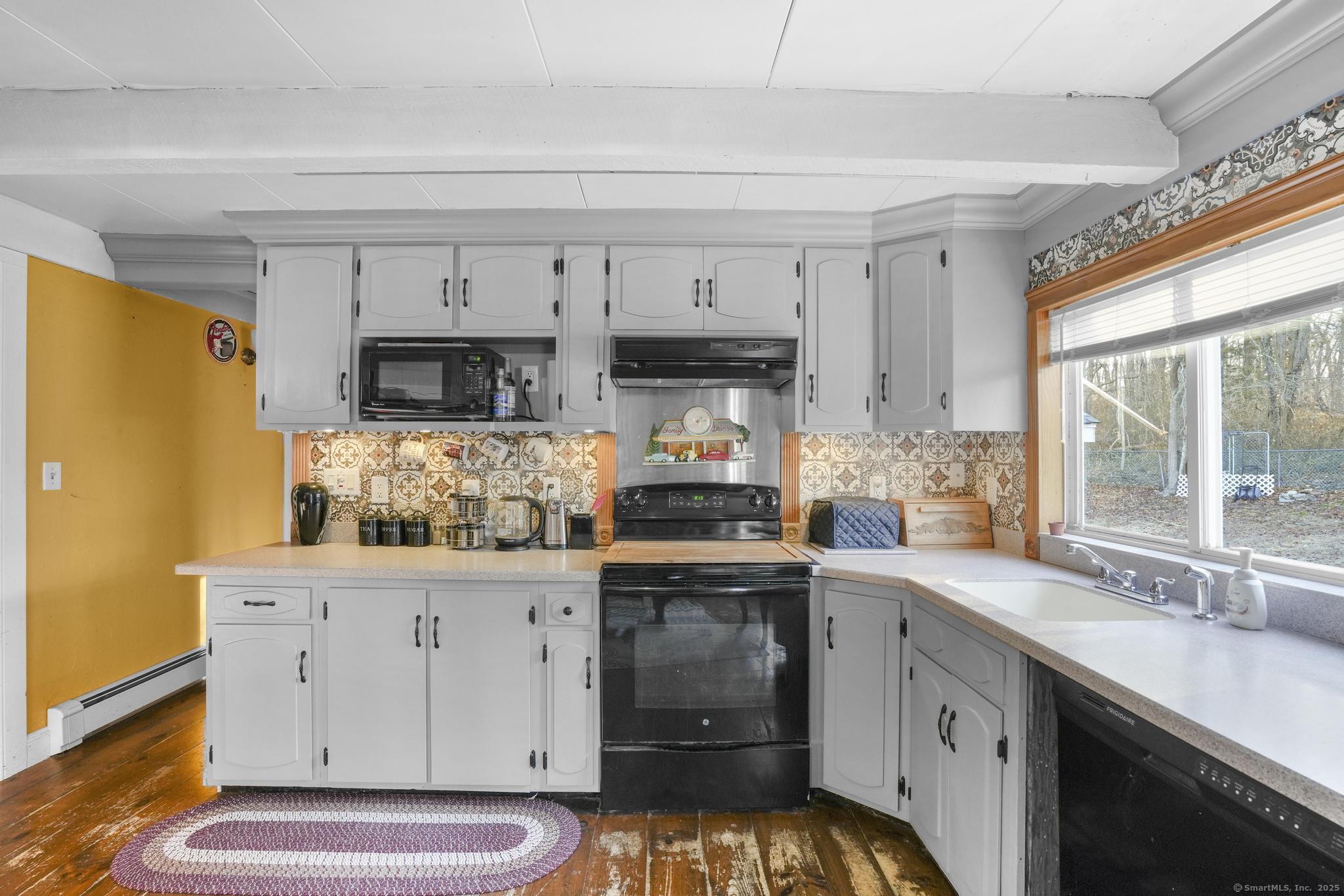 17 Coit Court, Waterford, Connecticut image 5