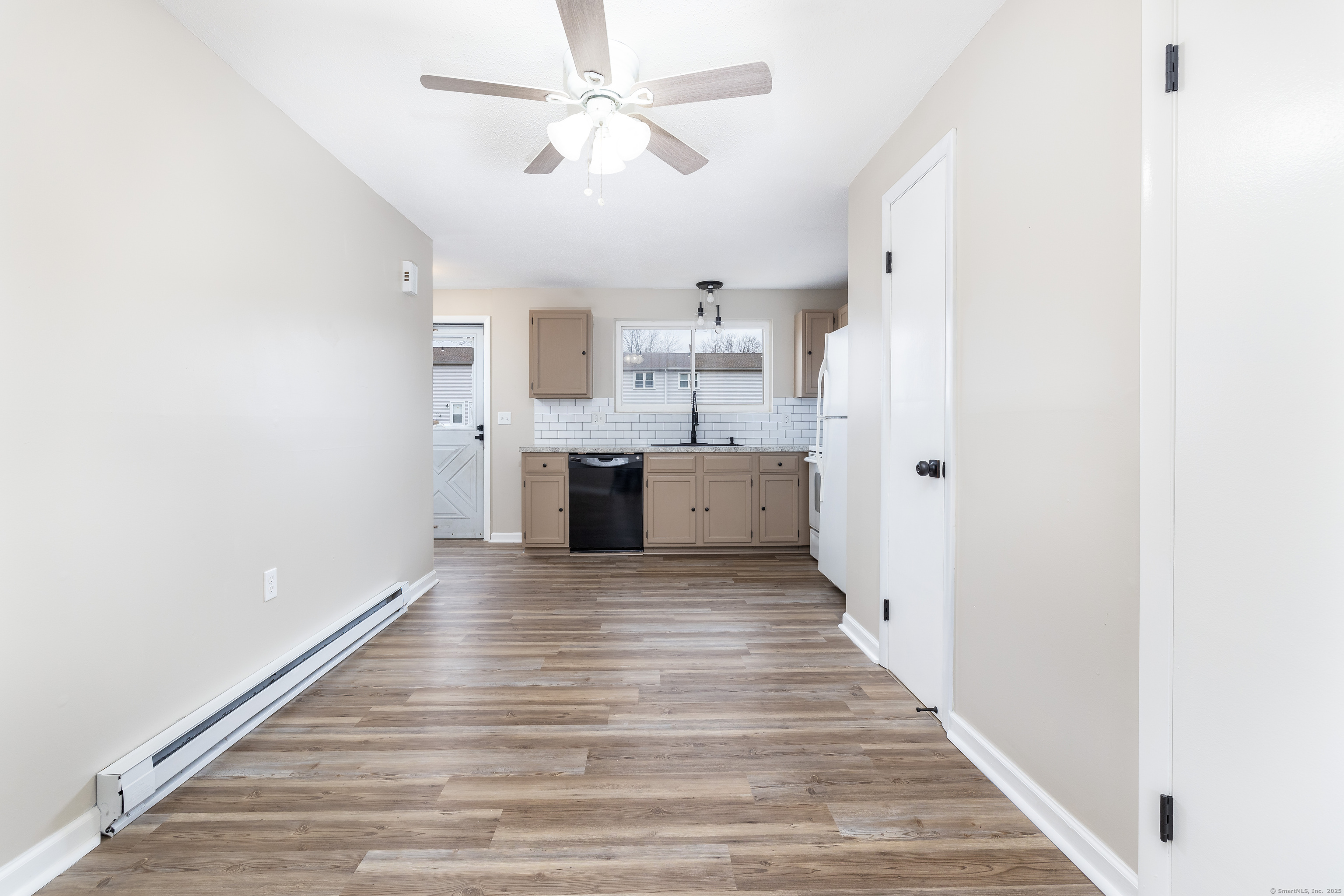 1081 New Haven Road #APT 7A, Naugatuck, Connecticut image 10