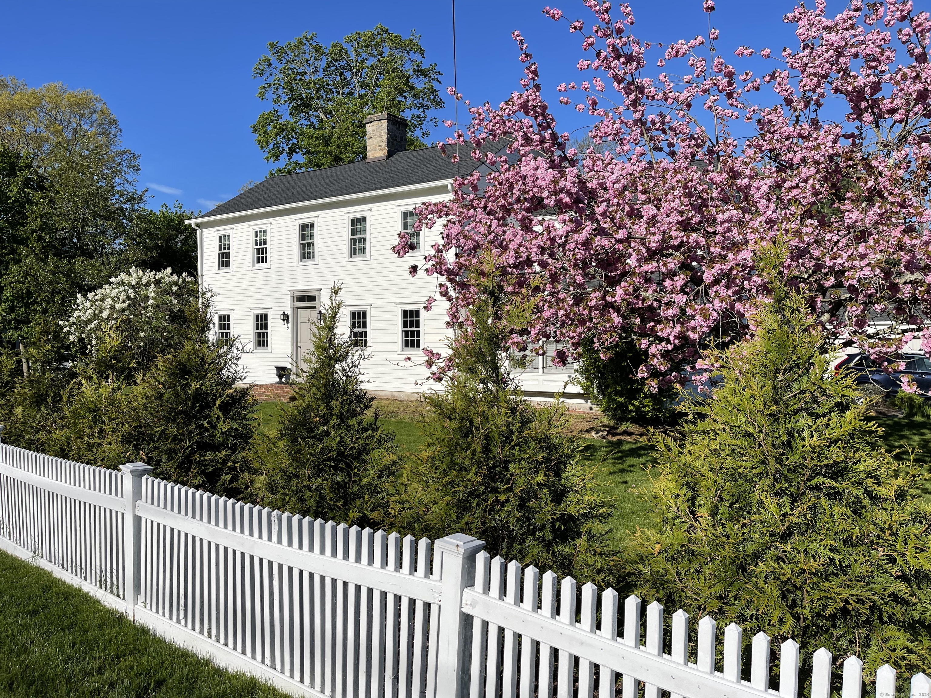 Rental Property at 9 Canal Street, Westport, Connecticut - Bedrooms: 4 
Bathrooms: 3 
Rooms: 10  - $25,000 MO.