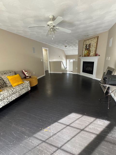 Tiny photo for 31 Marie Street #APT B, New Haven, CT 06513 (MLS # 24153108)