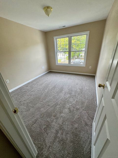 Tiny photo for 31 Marie Street #APT B, New Haven, CT 06513 (MLS # 24153108)