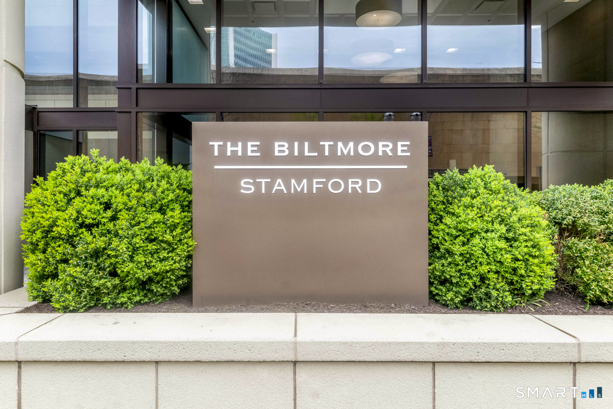 127 Greyrock Place 609