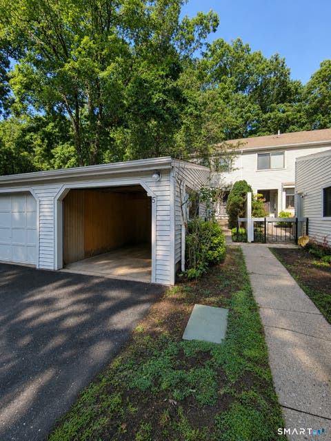 Tiny photo for 5 Farmington Chase Crescent, Farmington, CT 06032 (MLS # 24188512)