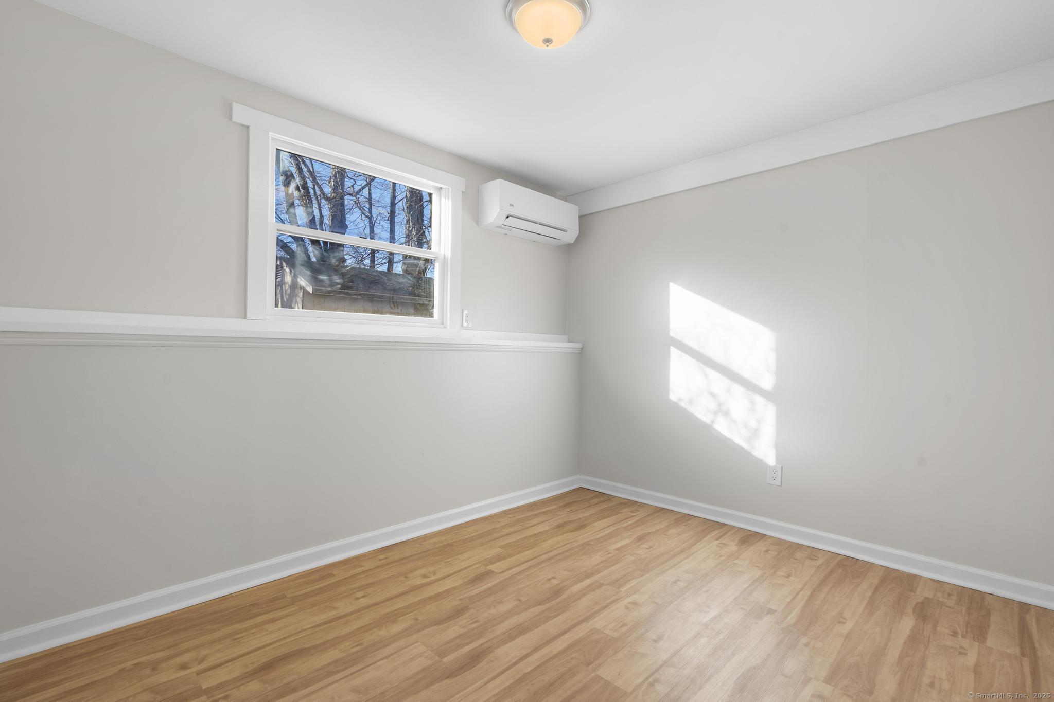 129 Smith Avenue, Norwich, Connecticut image 19