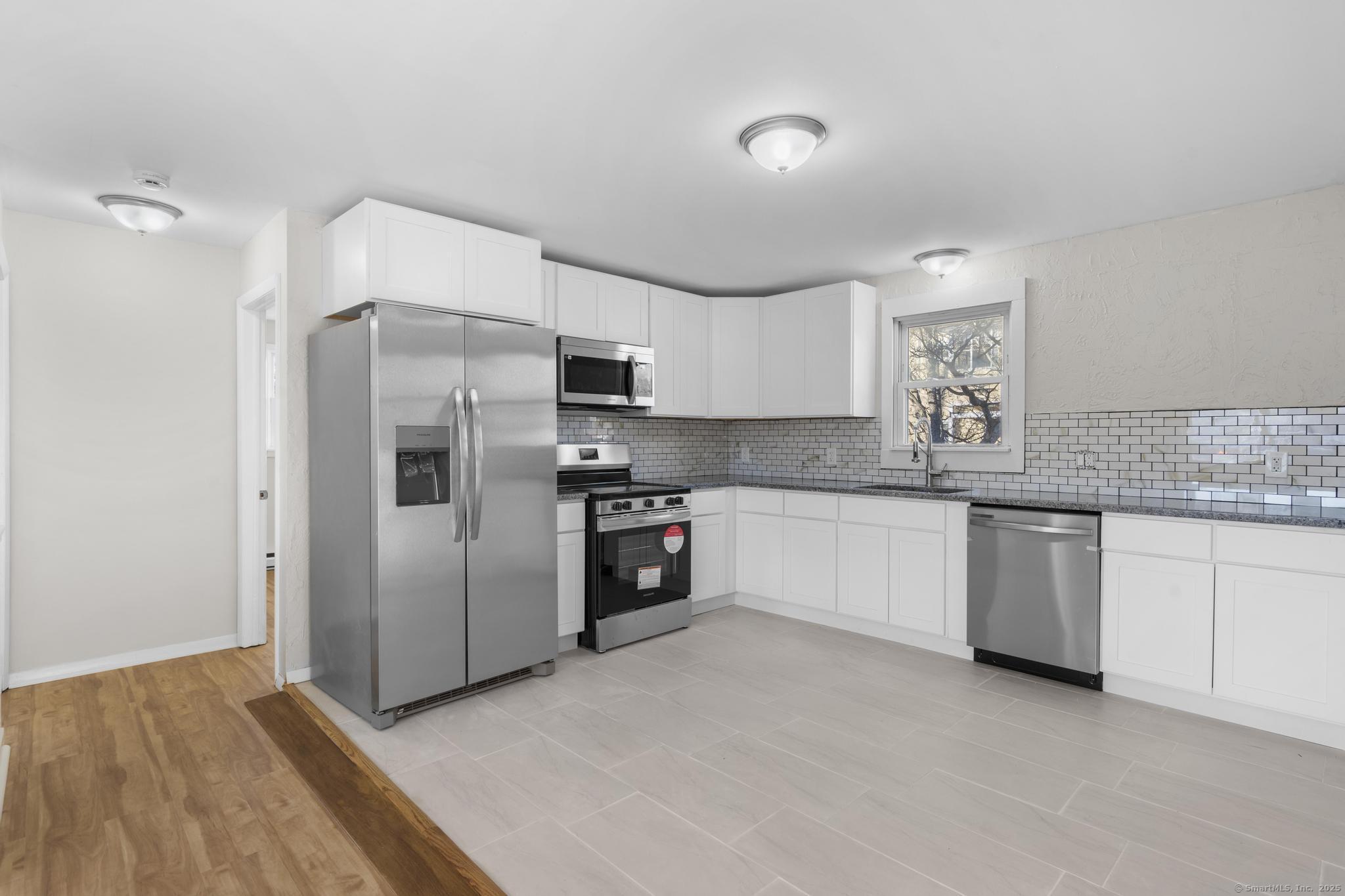 129 Smith Avenue, Norwich, Connecticut image 6