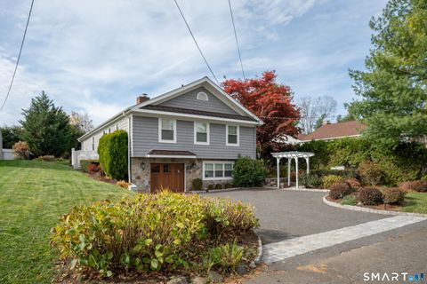 Tiny photo for 2A Lakeview Road, Brookfield, CT 06804 (MLS # 24151852)