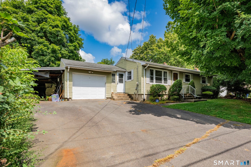 Photo of 78 Perkins Avenue, Waterbury, CT 06704 (MLS # 24202900)