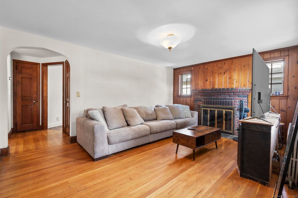 Photo of 7 Hadik Parkway, Norwalk, CT 06854 (MLS # 24128574)