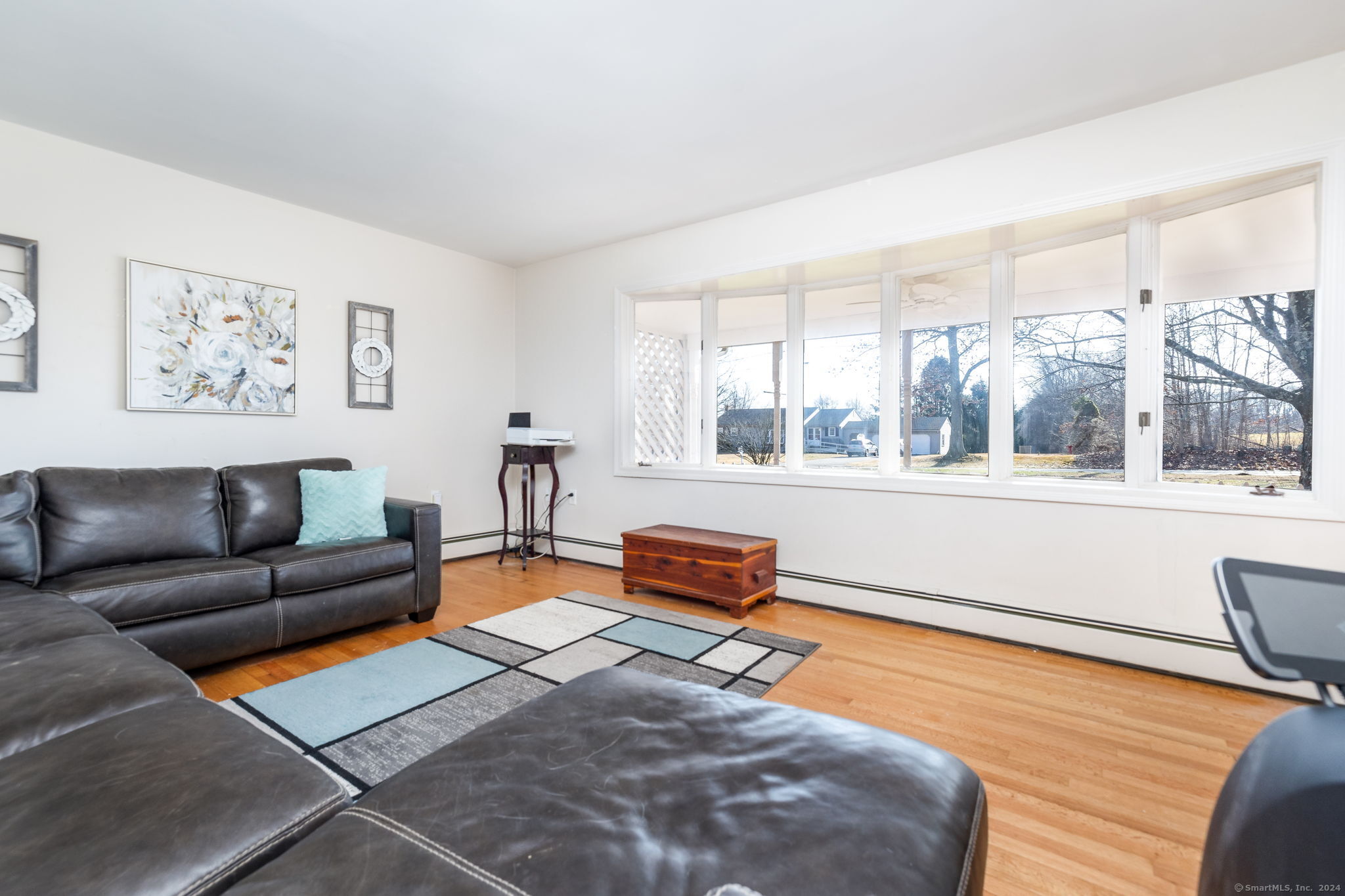 Colchester, Connecticut 06415, United States, 3 Bedrooms Bedrooms, ,4 BathroomsBathrooms,Residential,Pending,25365