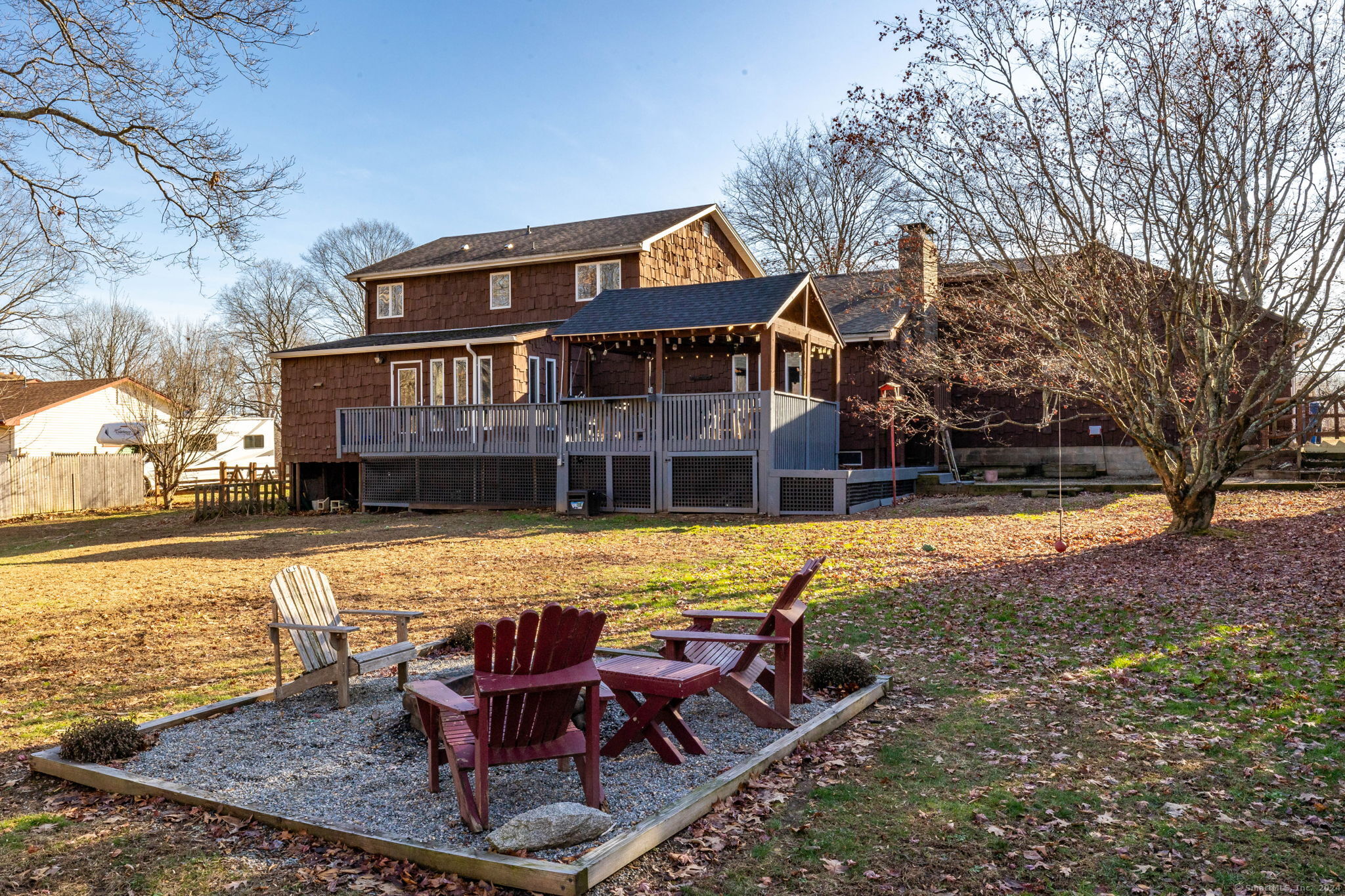 Colchester, Connecticut 06415, United States, 3 Bedrooms Bedrooms, ,4 BathroomsBathrooms,Residential,Pending,25365