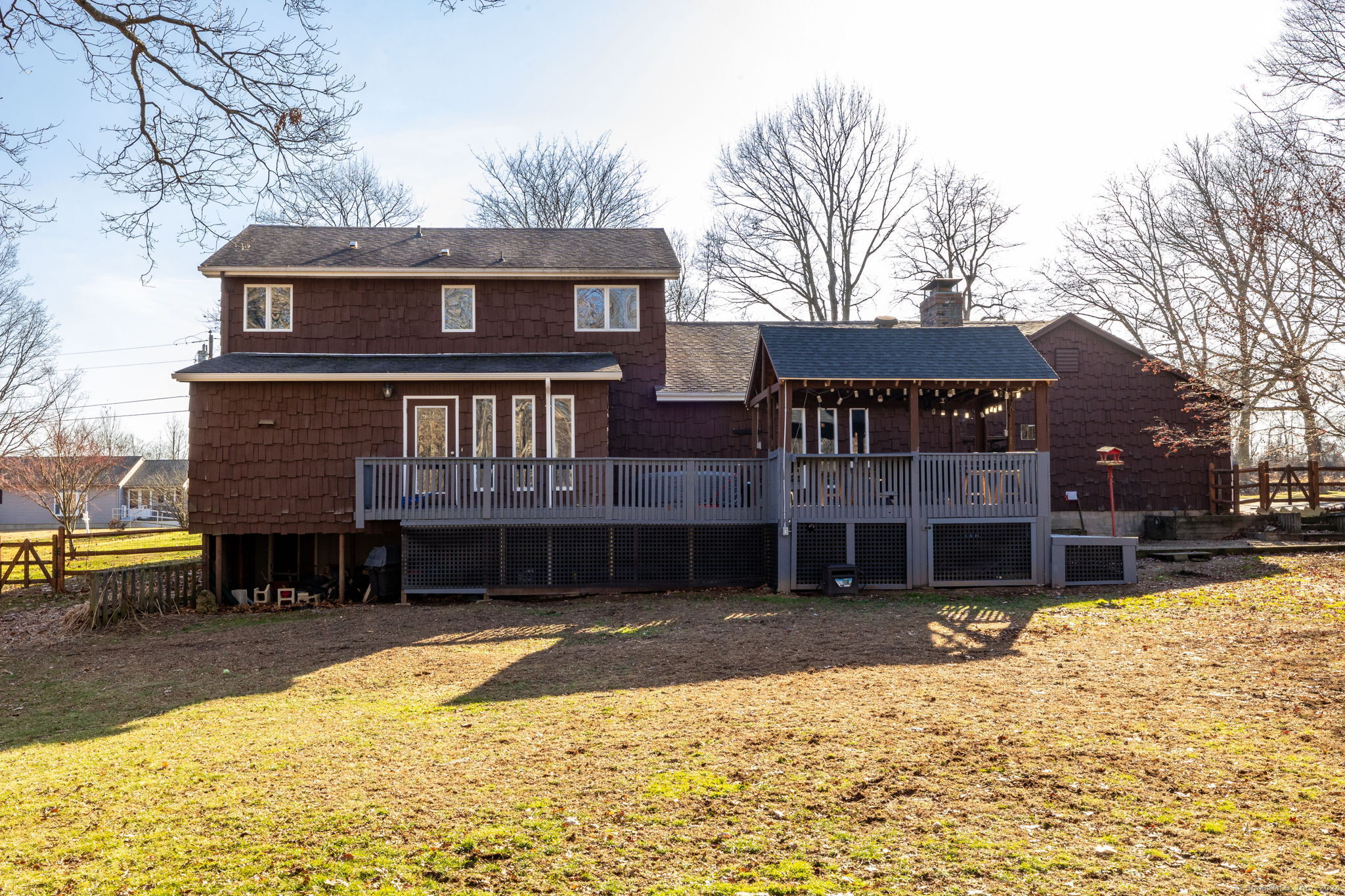 Colchester, Connecticut 06415, United States, 3 Bedrooms Bedrooms, ,4 BathroomsBathrooms,Residential,Pending,25365