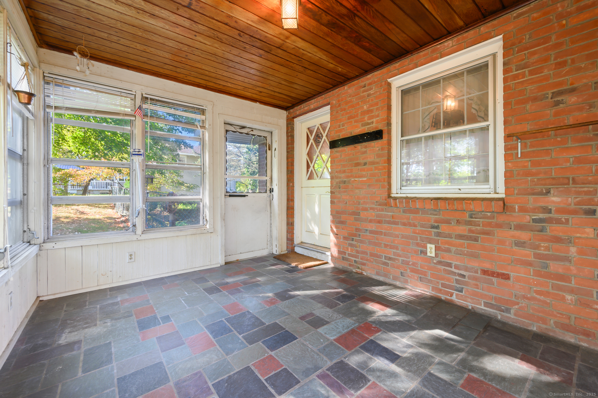 West Haven, Connecticut 06516, United States, 4 Bedrooms Bedrooms, ,2 BathroomsBathrooms,Residential,Coming Soon,218331