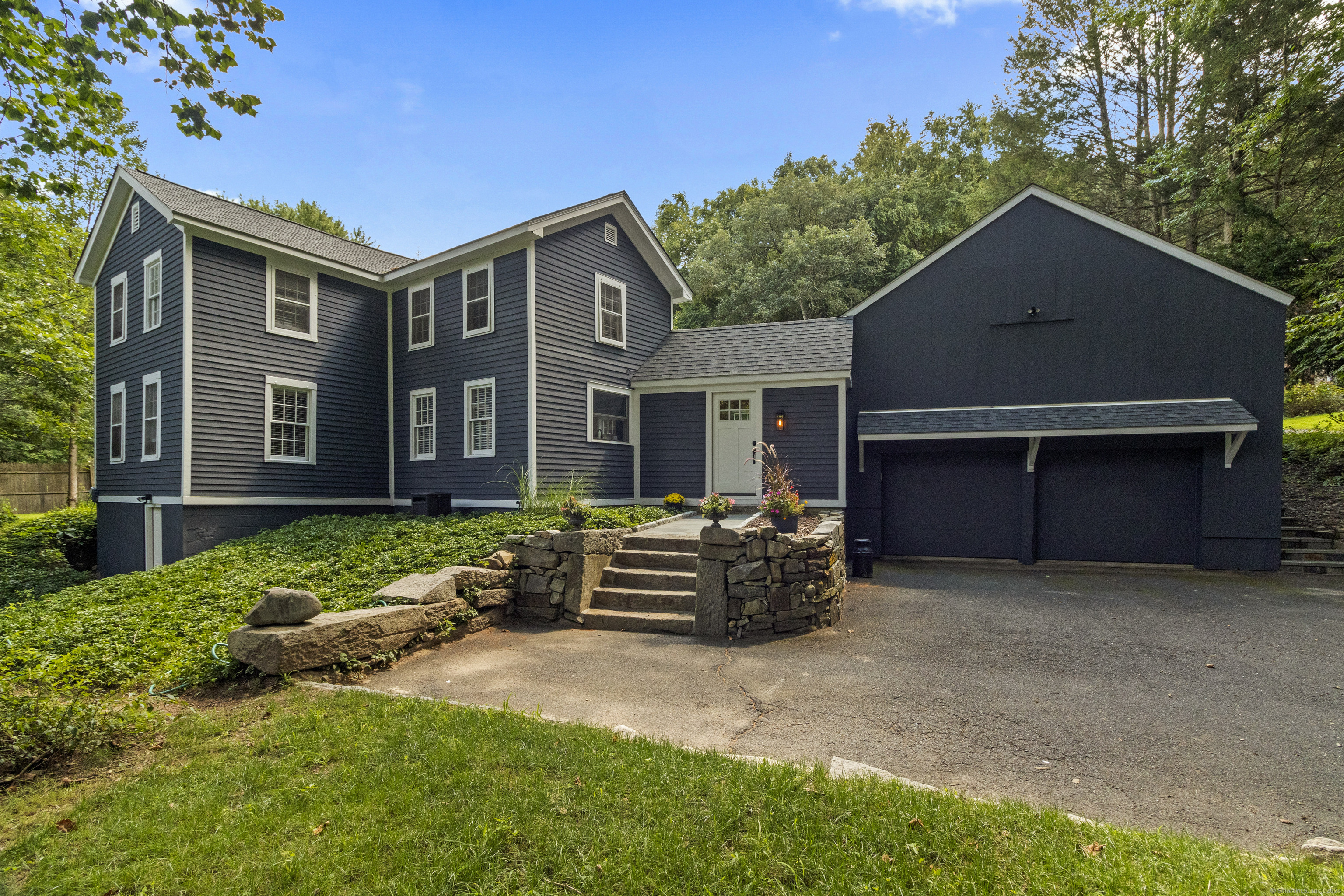 94 Glen Road, Newtown, Connecticut image 1