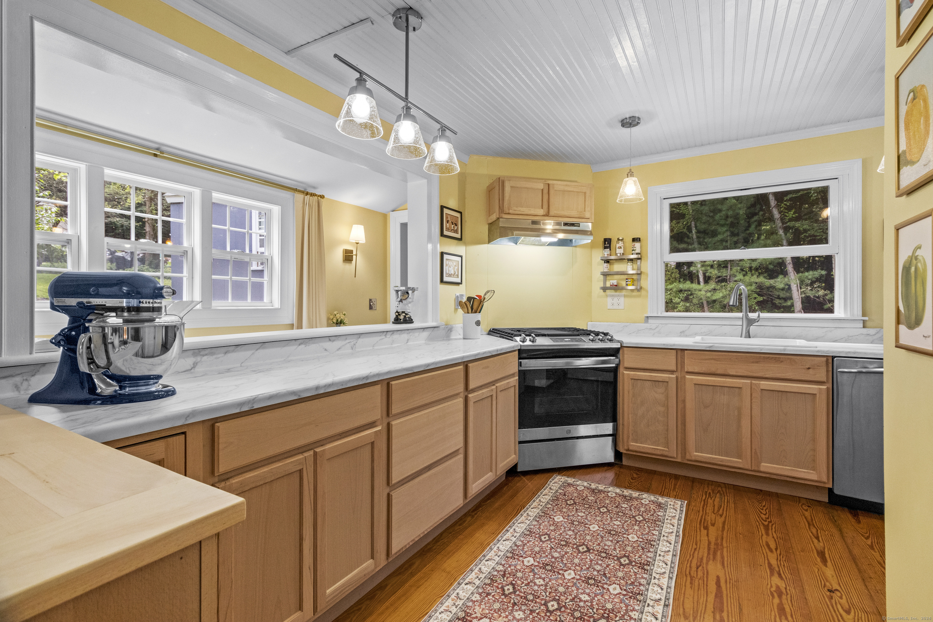 94 Glen Road, Newtown, Connecticut image 11