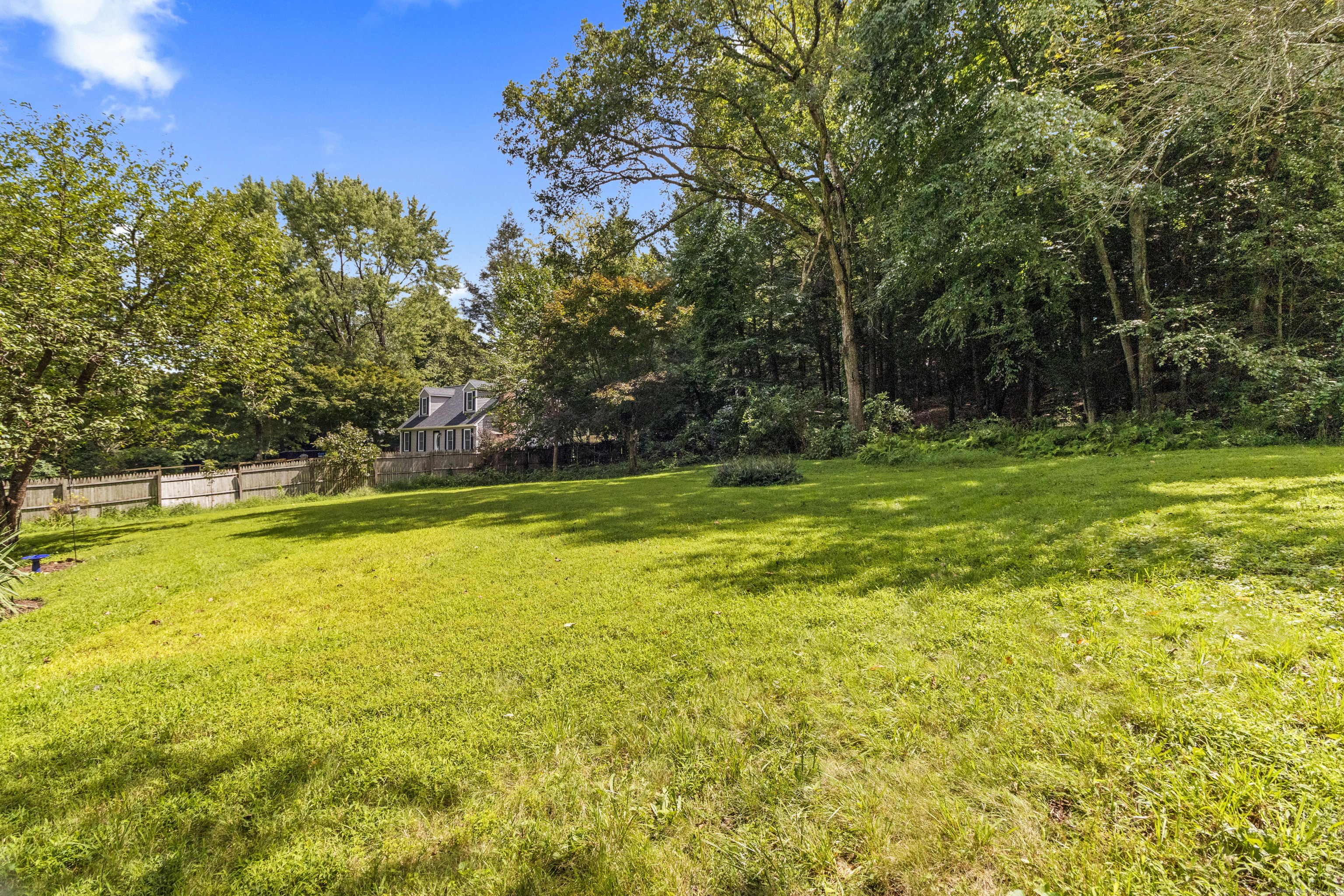 94 Glen Road, Newtown, Connecticut image 36