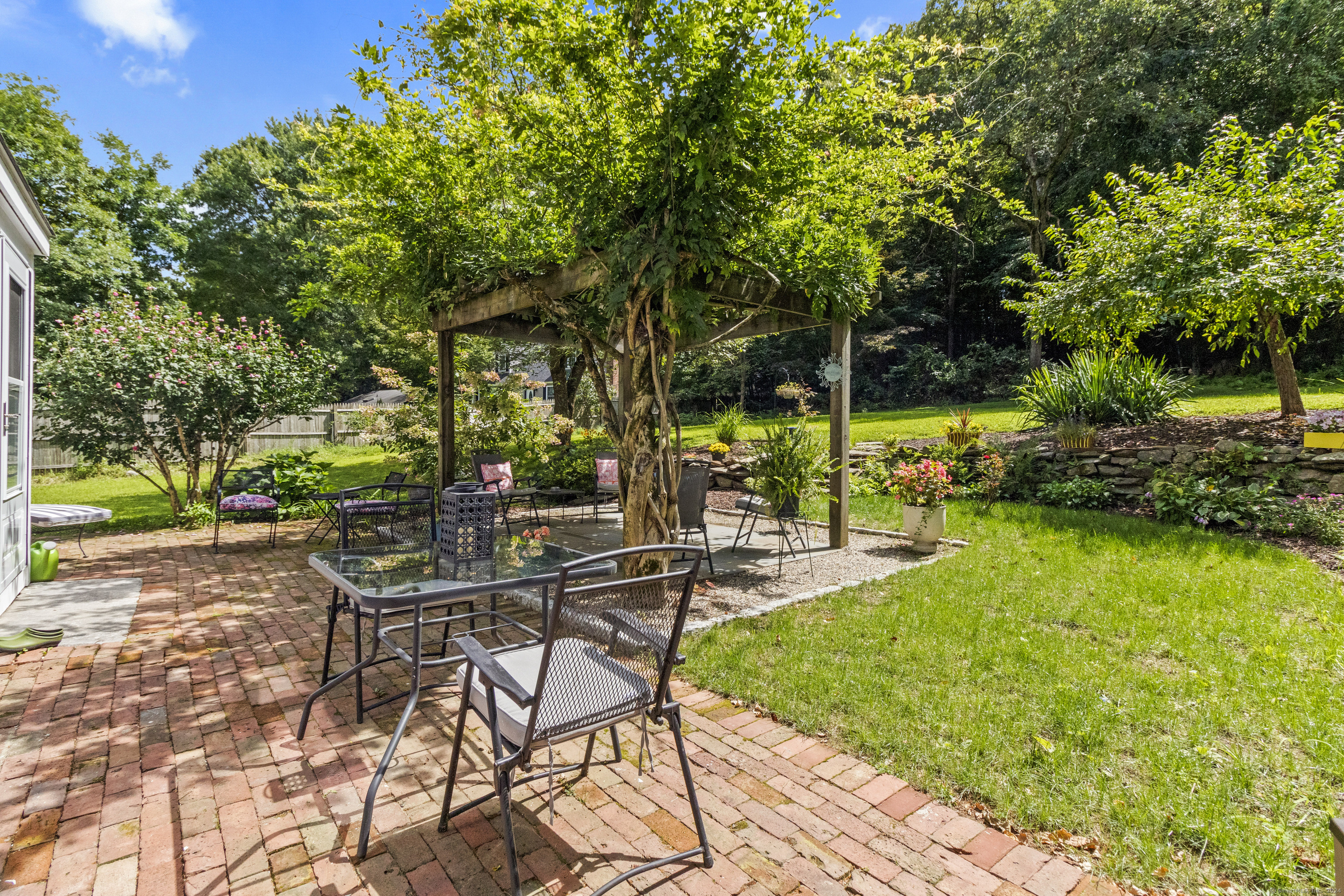 94 Glen Road, Newtown, Connecticut image 34