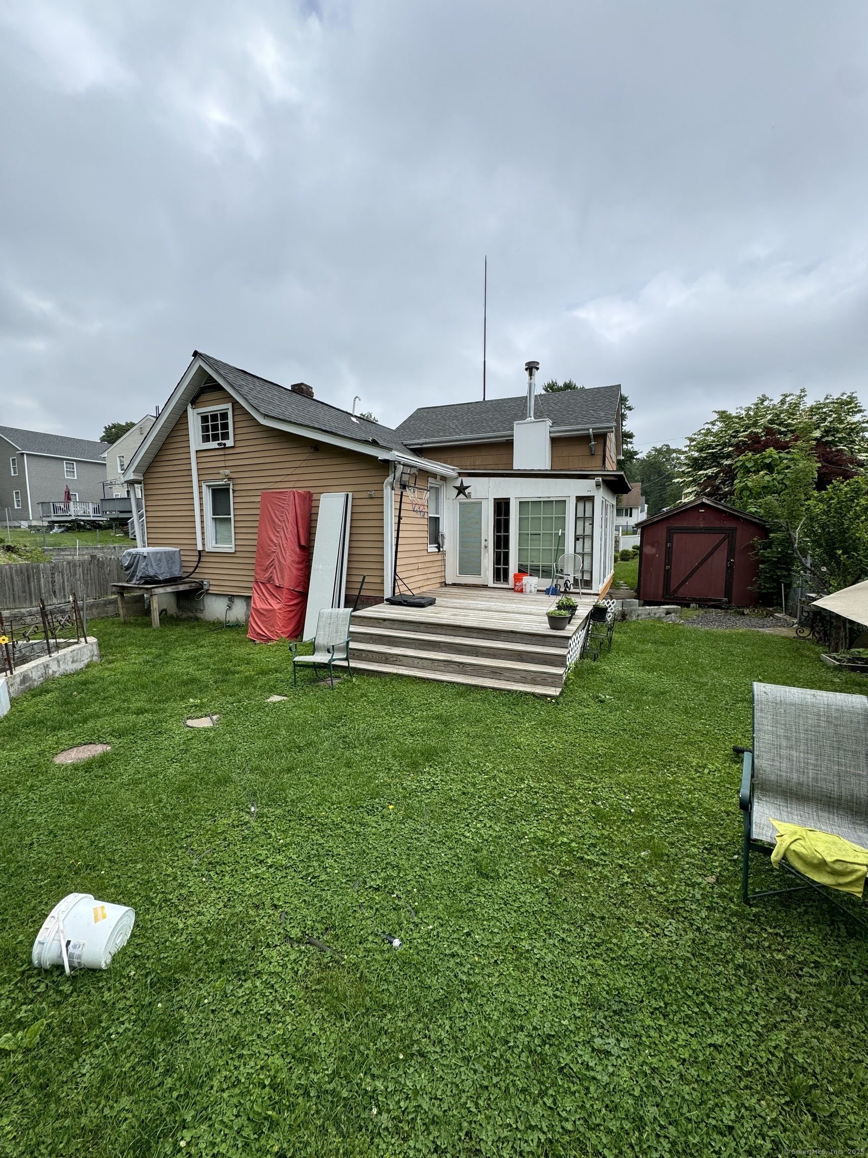385 Chamberlain Avenue