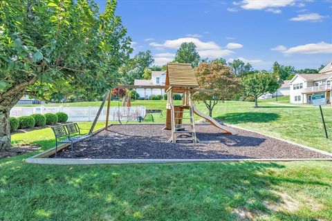 Tiny photo for 86 Kyles Way #86, Shelton, CT 06484 (MLS # 24138034)