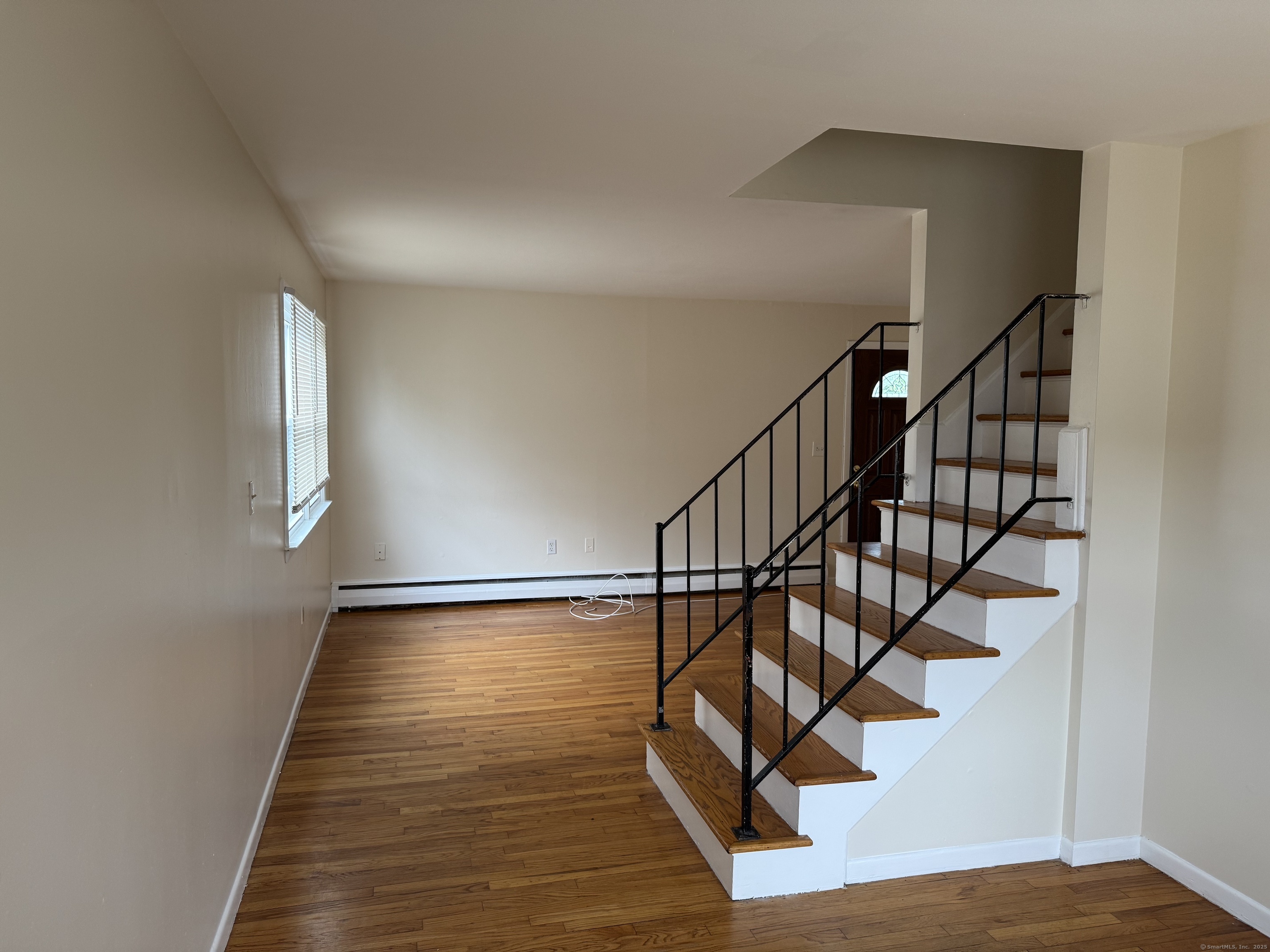 Fairfield, Connecticut 06824, United States, 2 Bedrooms Bedrooms, ,1 BathroomBathrooms,Residential,Active,168298