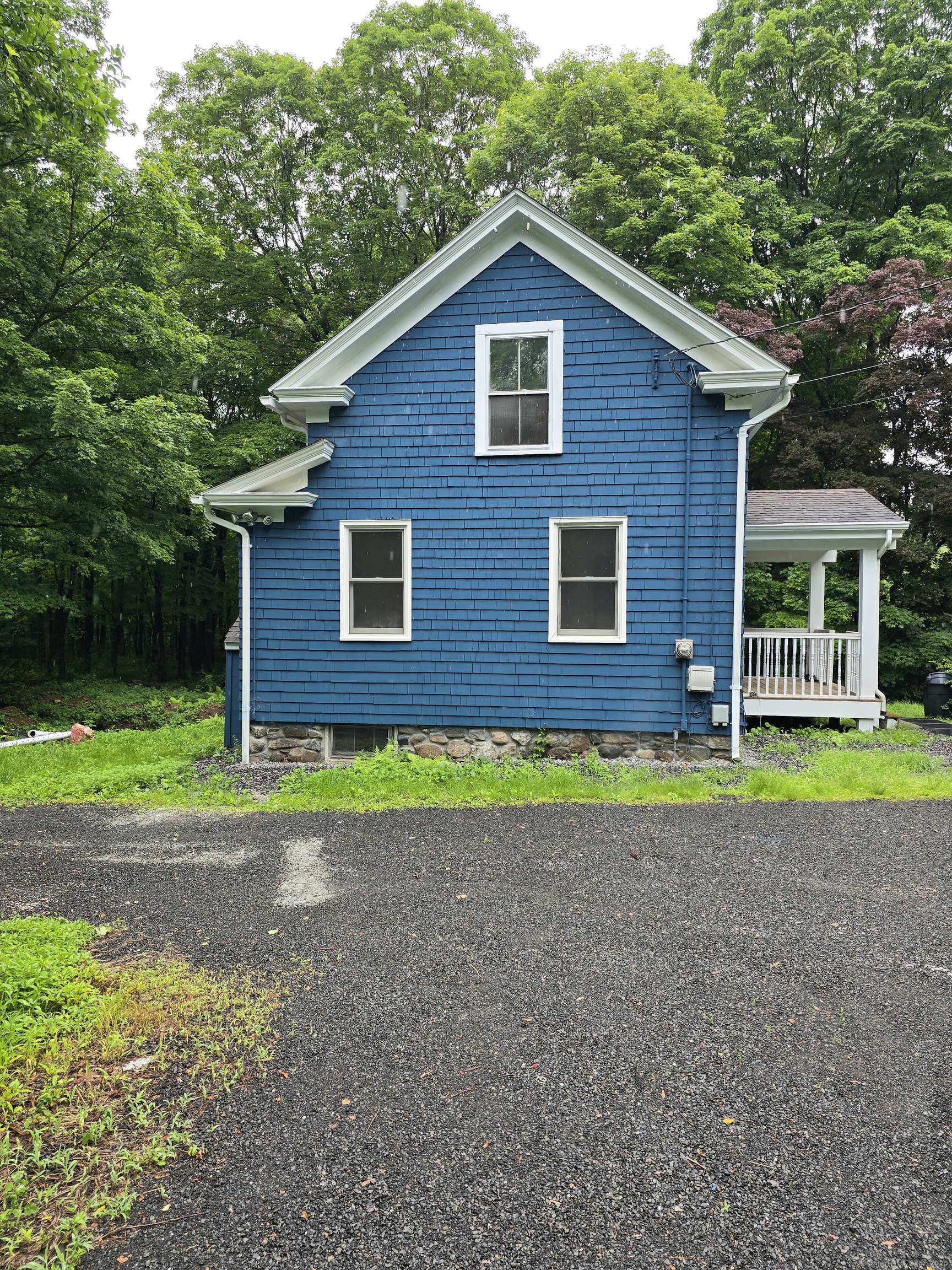 217 Main St. S Street