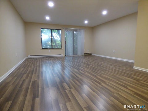 Tiny photo for 9 Debra Court #9, Cromwell, CT 06416 (MLS # 24214595)