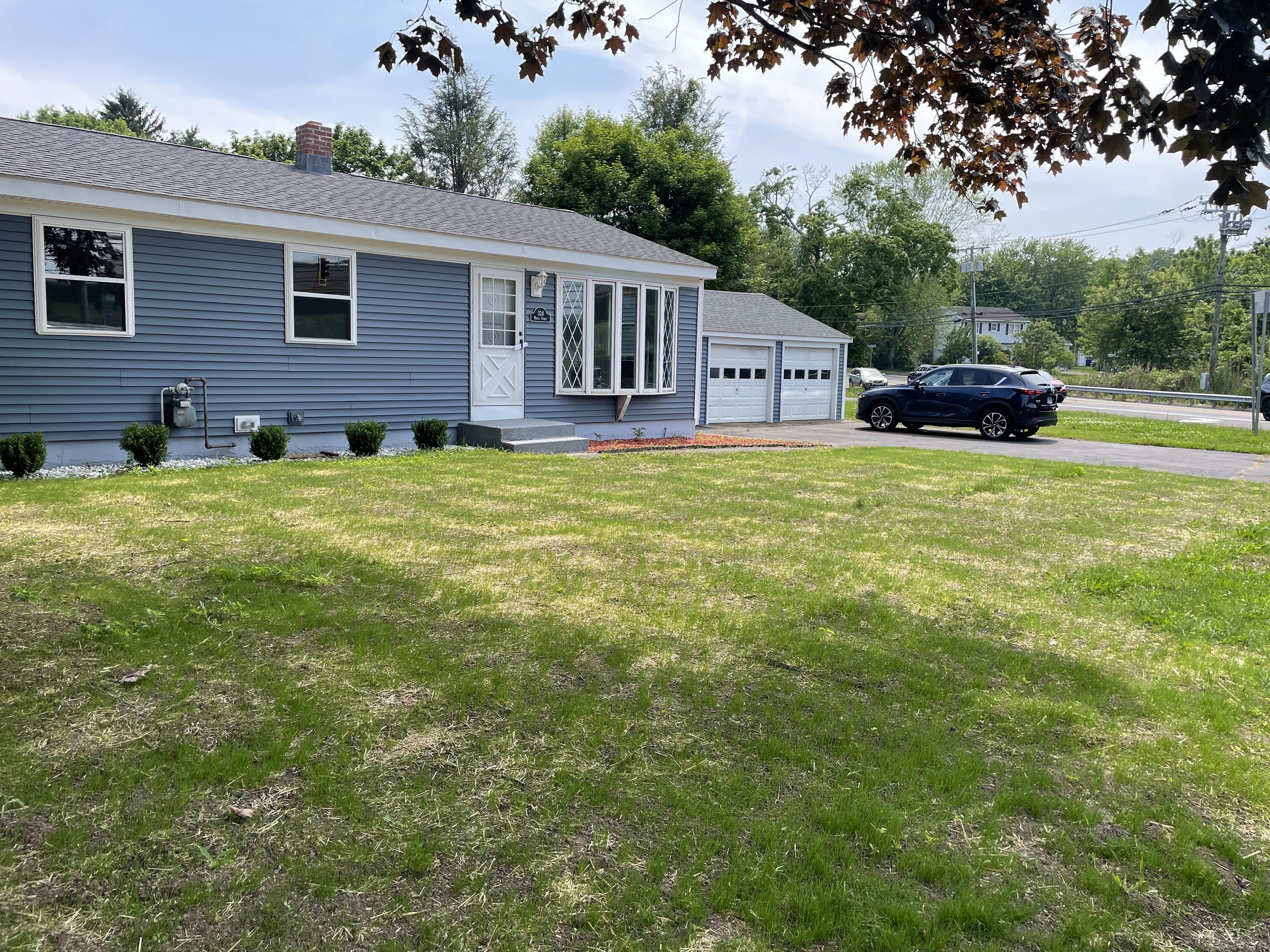 324 Maple Street