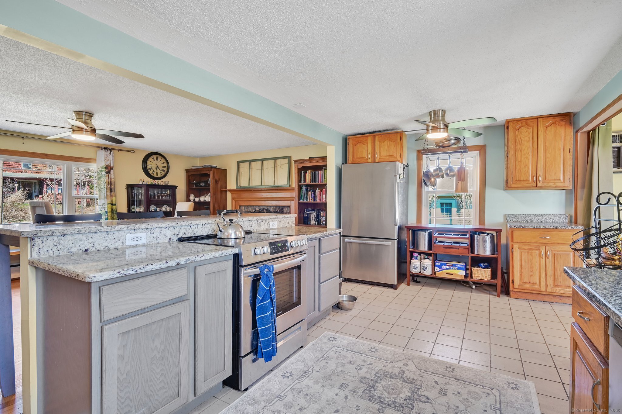 899 Branch Road, Suffield, Connecticut image 12