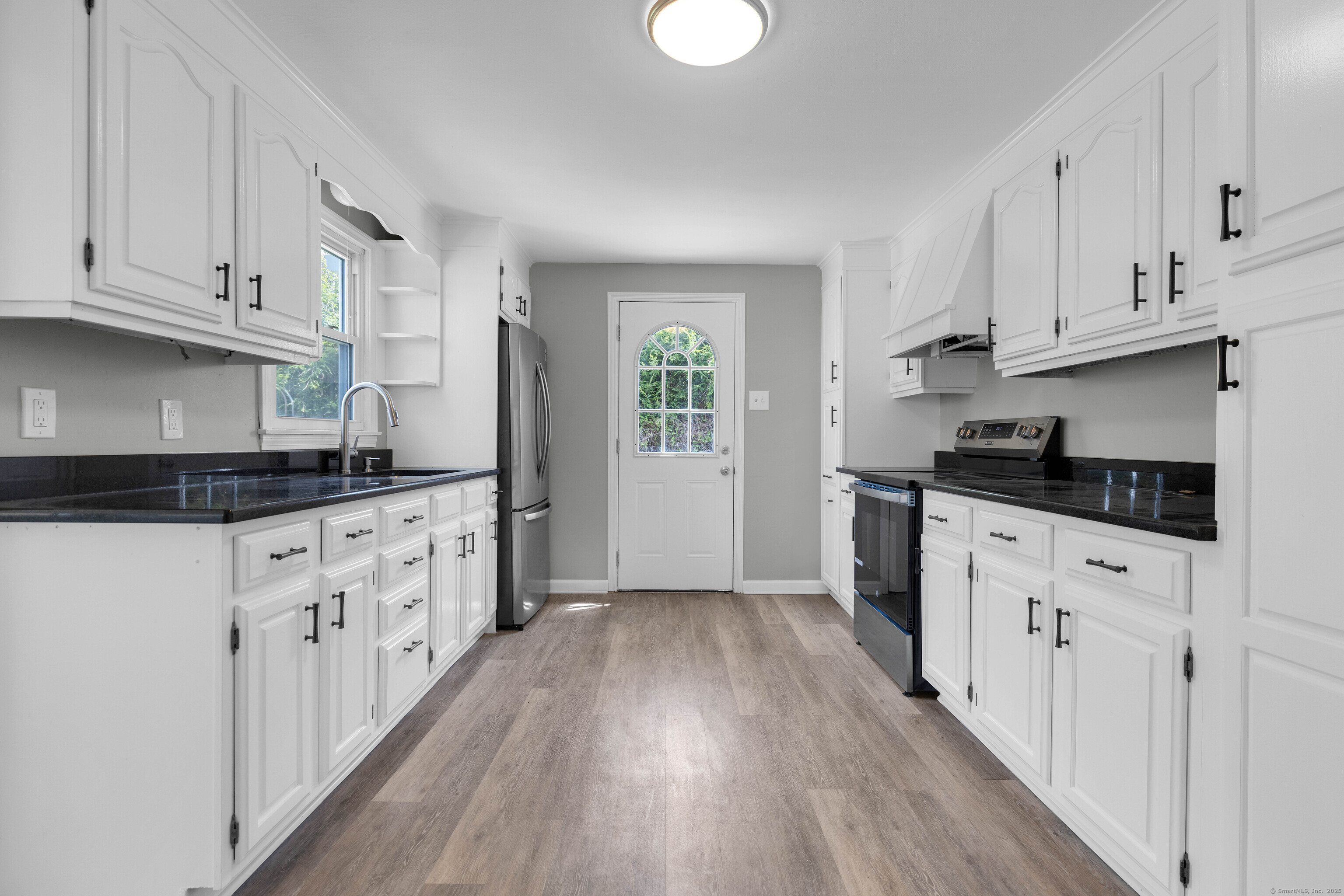 30 Dowd Avenue, Canton, Connecticut image 3