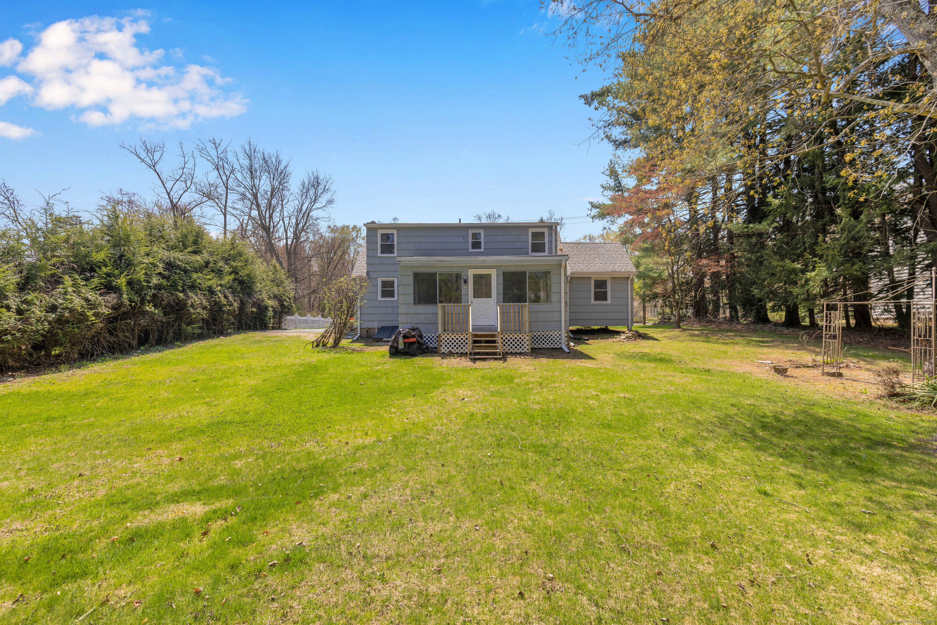30 Dowd Avenue, Canton, Connecticut image 16