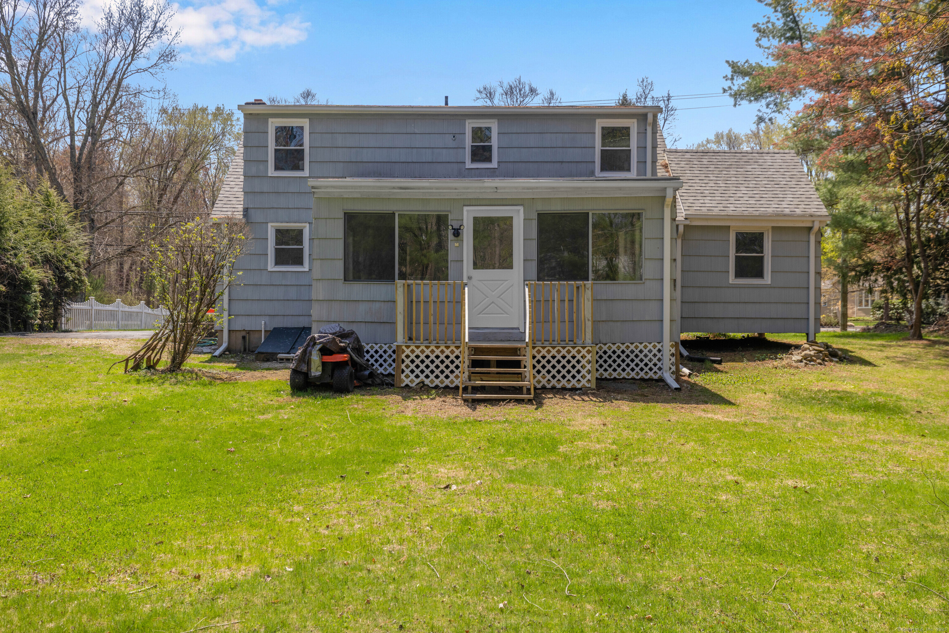 30 Dowd Avenue, Canton, Connecticut image 15