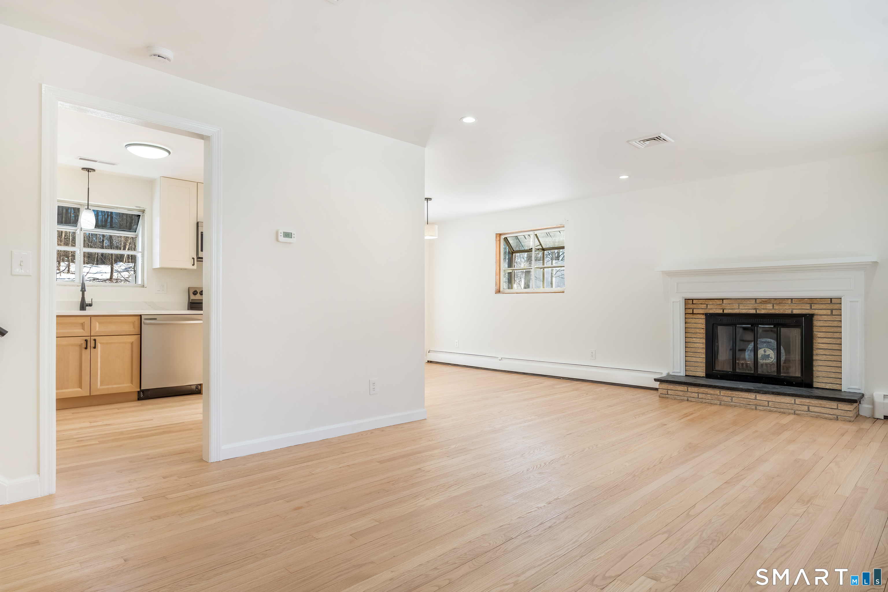 24 Pleasant Hill Road