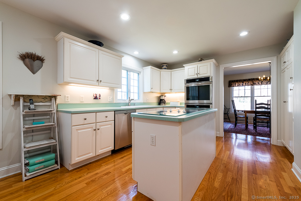 88 Sconset Lane, Guilford, Connecticut image 18