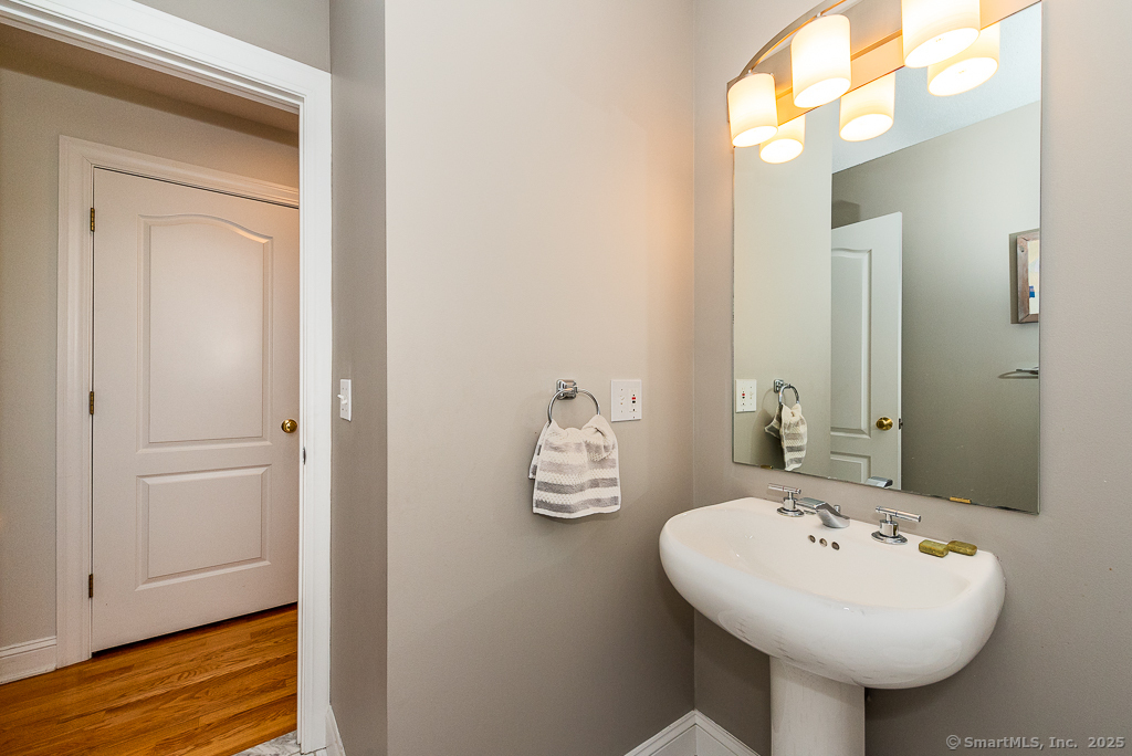 88 Sconset Lane, Guilford, Connecticut image 21