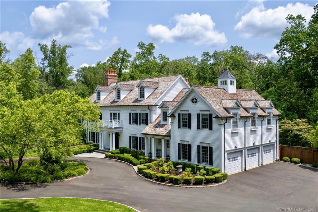 Property for Sale at 229 Woodridge Circle, New Canaan, Connecticut - Bedrooms: 6 
Bathrooms: 6 
Rooms: 9  - $3,849,000