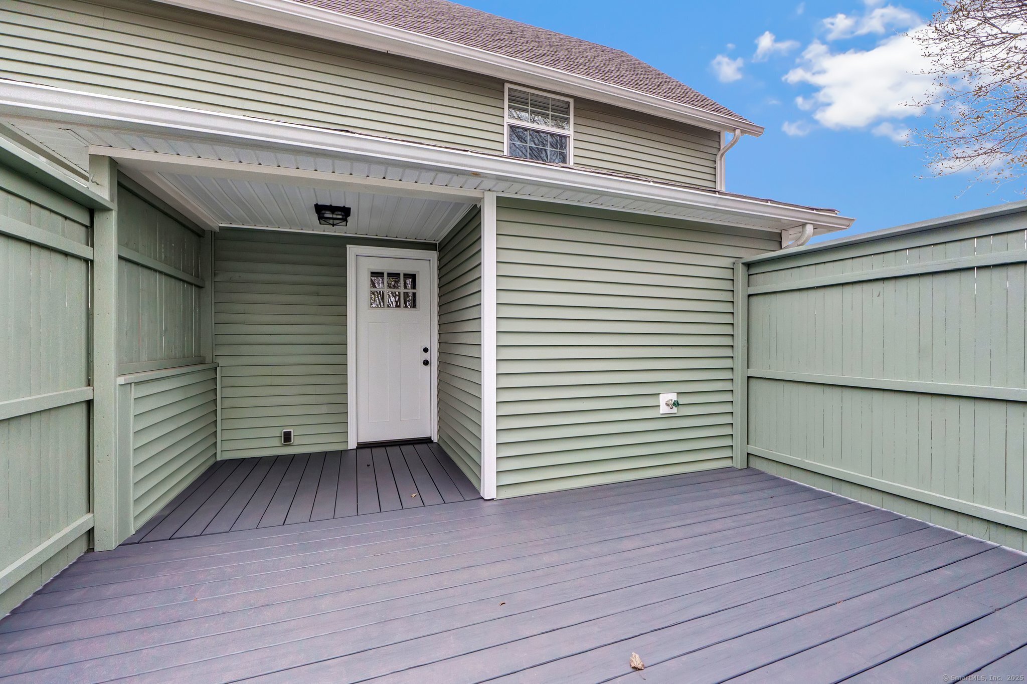 N Main Street A, Griswold, Connecticut - 3 Bedrooms  
2 Bathrooms  
6 Rooms - 