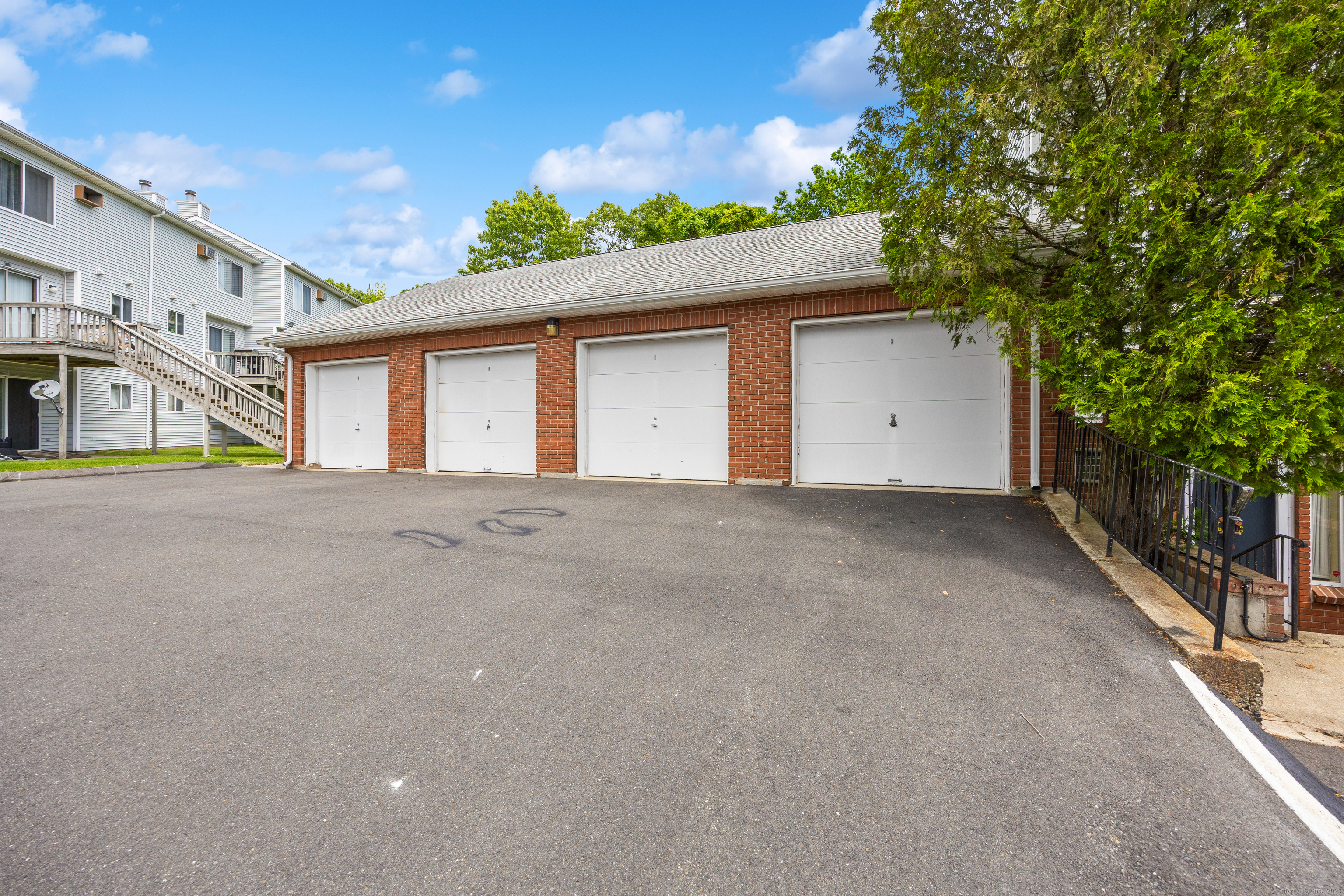 925 Oronoke Road #31F, Waterbury, Connecticut image 26