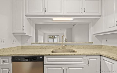 Tiny photo for 51 Forest Avenue #APT 82, Greenwich, CT 06870 (MLS # 24134434)