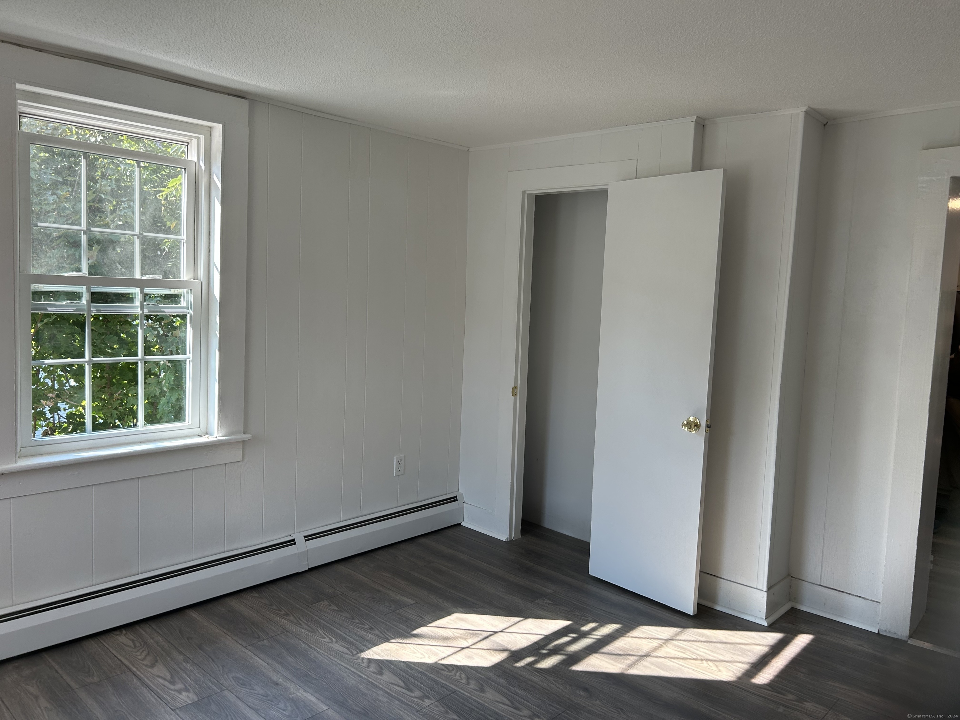 Windsor, Connecticut 06095, United States, 1 Bedroom Bedrooms, ,1 BathroomBathrooms,Residential,Active,122005