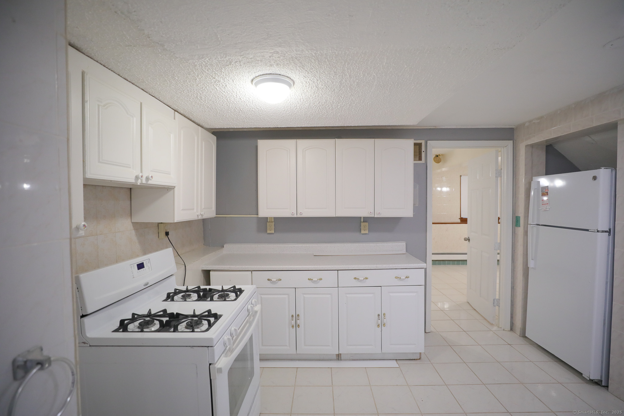 18 Jefferson Lane, East Hartford, Connecticut image 22