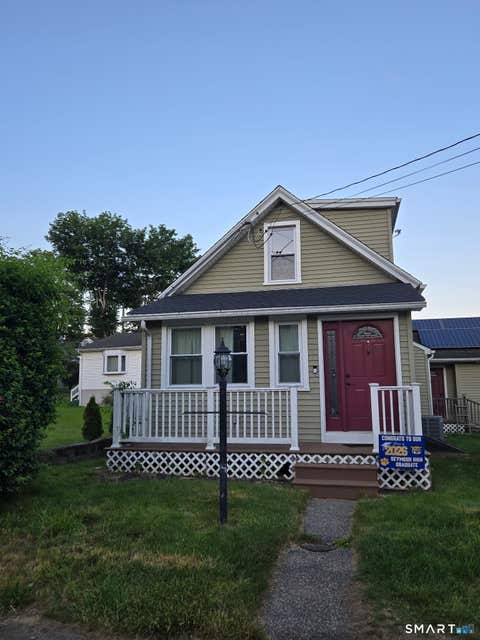 Homes For Sale - 9 Rosko Street<br/> New Haven County, Seymour, CT 06483