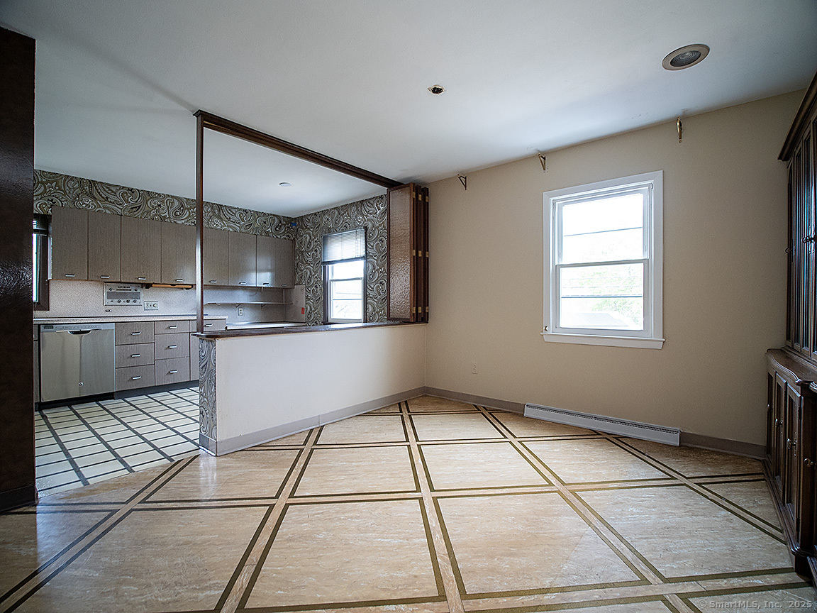32 Lawncrest Road, New Haven, Connecticut image 12