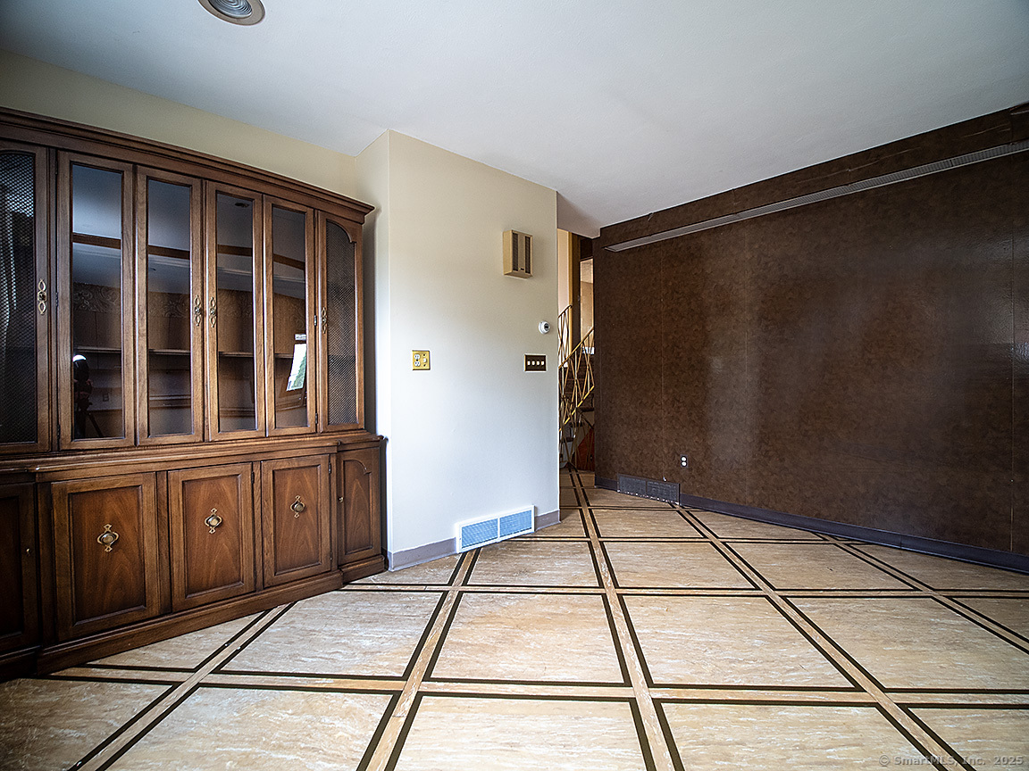 32 Lawncrest Road, New Haven, Connecticut image 11