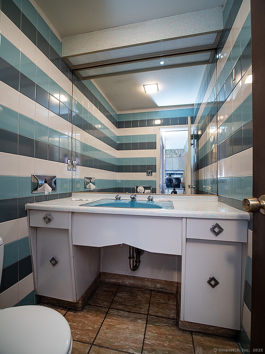 32 Lawncrest Road, New Haven, Connecticut image 19