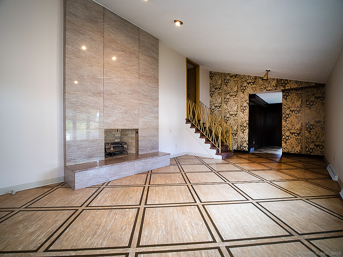 32 Lawncrest Road, New Haven, Connecticut image 6